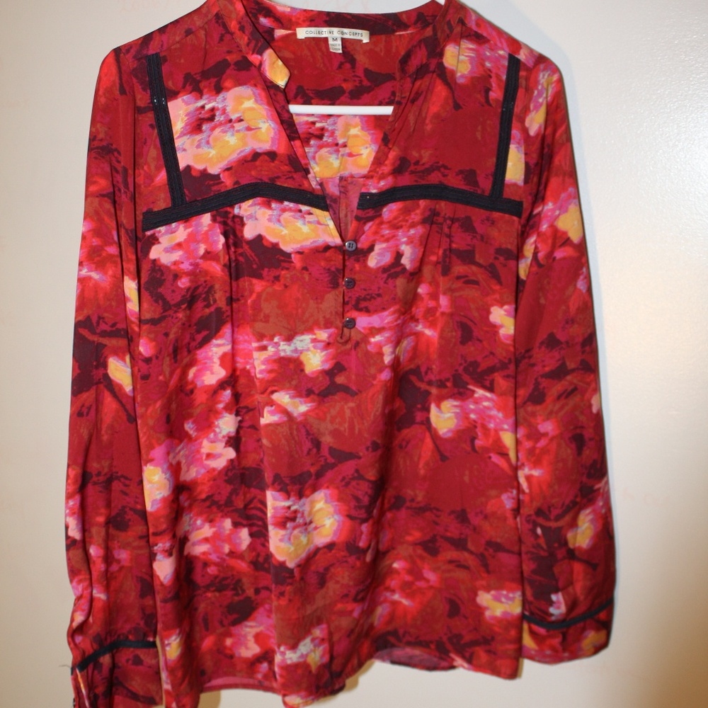 Patterned Lightweight Top